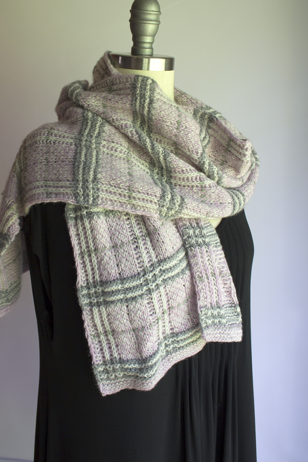 Burr Oak Scarf tartan knitted scarf with garter, brioche and slip stitch (mosaic)